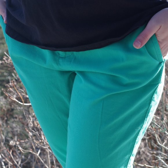 Forever 21 Green Spring Pants - Picture 1 of 6